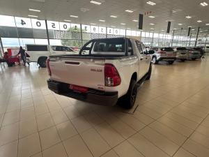 Toyota Hilux 2.4GD-6 double cab 4x4 SR - Image 2
