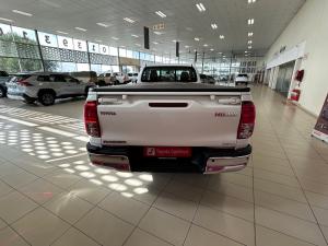 Toyota Hilux 2.4GD-6 single cab Raider manual - Image 5