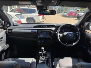 Toyota Hilux 2.8GD-6 double cab Legend auto - Image 6