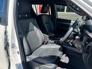 Toyota Hilux 2.8GD-6 double cab Legend auto - Image 15