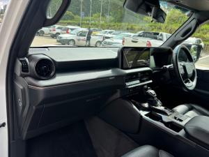 Toyota Land Cruiser Prado 2.8GD VX-R - Image 7