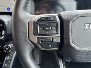 Toyota Land Cruiser Prado 2.8GD VX-R - Image 9