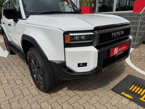 Toyota Land Cruiser Prado 2.8GD VX-R - Image 24