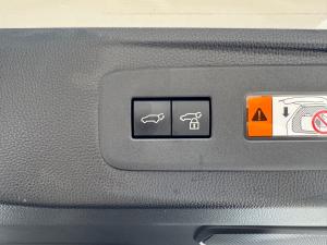 Toyota Land Cruiser Prado 2.8GD VX-R - Image 25