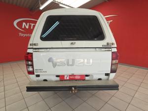 Isuzu D-MAX 250C Fleetside Single Cab Chassis Cab - Image 5