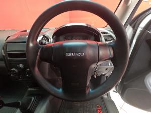 Isuzu D-MAX 250C Fleetside Single Cab Chassis Cab - Image 8