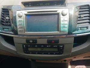 Toyota Fortuner 3.0D-4D Raised Body automatic - Image 11