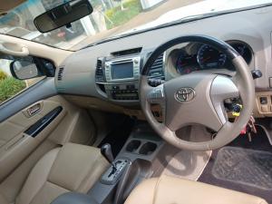 Toyota Fortuner 3.0D-4D Raised Body automatic - Image 6