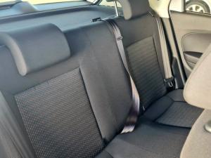 Volkswagen Polo Vivo 1.4 Trendline - Image 14