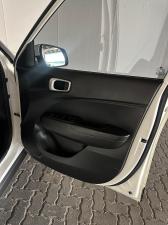 Hyundai Venue 1.0 Tgdi Motion - Image 14