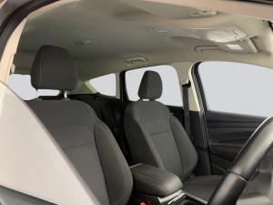 Ford Kuga 1.5 Ecoboost Ambiente automatic - Image 18