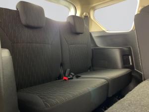 Suzuki Ertiga 1.5 GL - Image 11