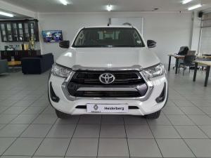 Toyota Hilux 2.4 GD-6 Raider X 4X4 automaticD/C - Image 2