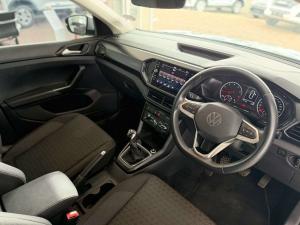 Volkswagen T-CROSS 1.0 TSI Comfortline - Image 12