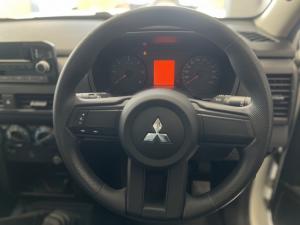 Mitsubishi Triton 2.4DI-D single cab GL 4x4 - Image 7