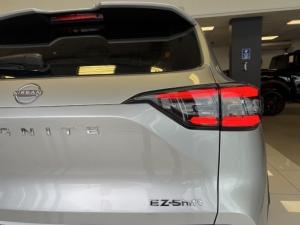 Nissan Magnite 1.0 Visia auto - Image 6