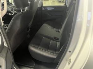 GWM P300 2.0T double cab SX manual - Image 6