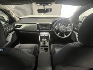 GWM P300 2.0T double cab SX manual - Image 8