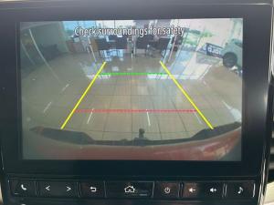 Isuzu D-Max 3.0TD double cab V-Cross 4x4 - Image 17