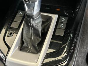 Isuzu D-Max 3.0TD double cab V-Cross 4x4 - Image 20