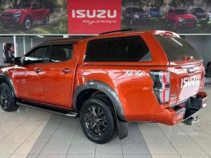 Isuzu D-Max 3.0TD double cab V-Cross 4x4 - Image 4