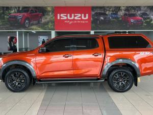 Isuzu D-Max 3.0TD double cab V-Cross 4x4 - Image 8