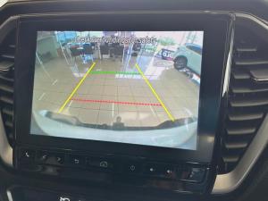 Isuzu D-Max 3.0TD double cab V-Cross - Image 17