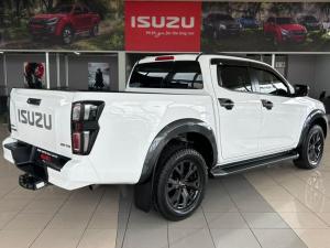 Isuzu D-Max 3.0TD double cab V-Cross - Image 6