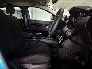 Renault Kiger 1.0 Turbo Intens manual - Image 10