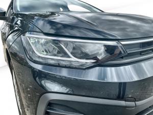 Volkswagen Polo sedan 1.6 manual - Image 19