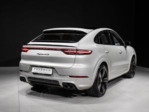 Porsche Cayenne GTS coupe - Image 5