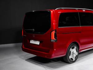 Mercedes-Benz V-Class V300d Exclusive - Image 18