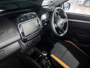 Renault Kwid 1.0 Climber manual - Image 12