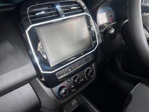 Renault Kwid 1.0 Climber manual - Image 13