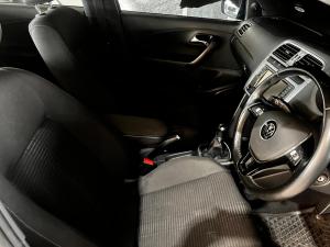 Volkswagen Polo Vivo hatch 1.0TSI GT - Image 5