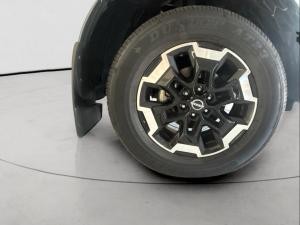 Nissan Navara 2.5DDTi double cab LE Plus - Image 11