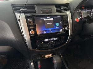 Nissan Navara 2.5DDTi double cab LE Plus - Image 13