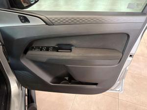 Volkswagen Amarok 2.0TDI 125KW Life automatic D/C - Image 17