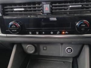 Nissan Qashqai 1.3T Acenta - Image 27