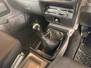 Nissan NP300 Hardbody 2.5TDi Hi-rider - Image 20