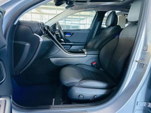 Mercedes-Benz C-Class C200 Avantgarde - Image 5