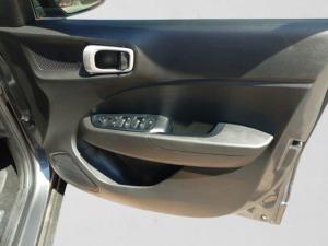 Hyundai Venue 1.0T Motion manual - Image 10