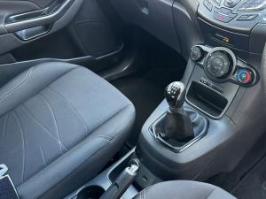 Ford Fiesta 5-door 1.0T Trend - Image 18