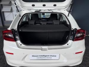 Toyota Starlet 1.5 XS auto - Image 12