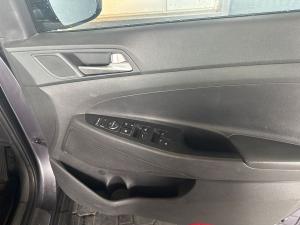 Hyundai Tucson 2.0 Premium auto - Image 25