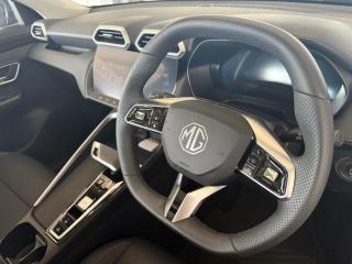 MG ZS Pro 1.5T Luxury