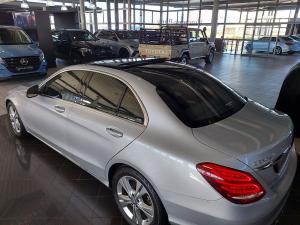 Mercedes-Benz C-Class C220d Avantgarde - Image 3