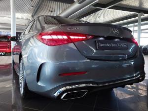 Mercedes-Benz C-Class C200 Avantgarde - Image 3