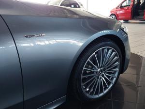 Mercedes-Benz C-Class C200 Avantgarde - Image 6