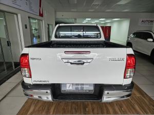 Toyota Hilux 2.4GD-6 double cab Raider manual - Image 5